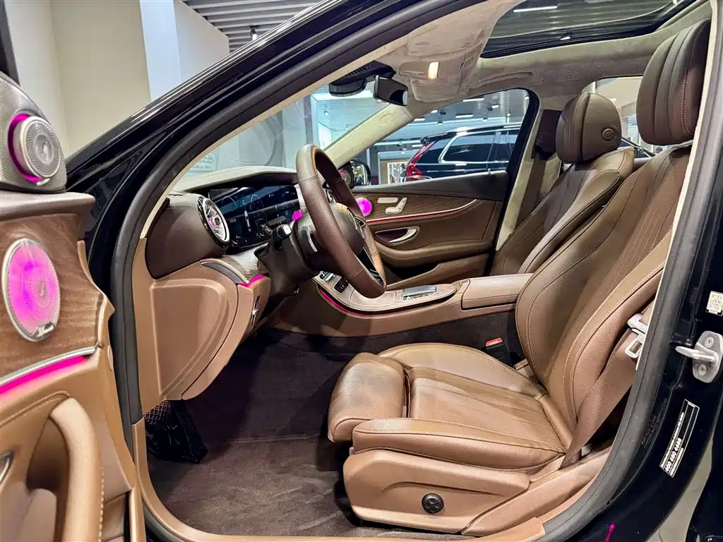 MERCEDES-BENZ E CLASS