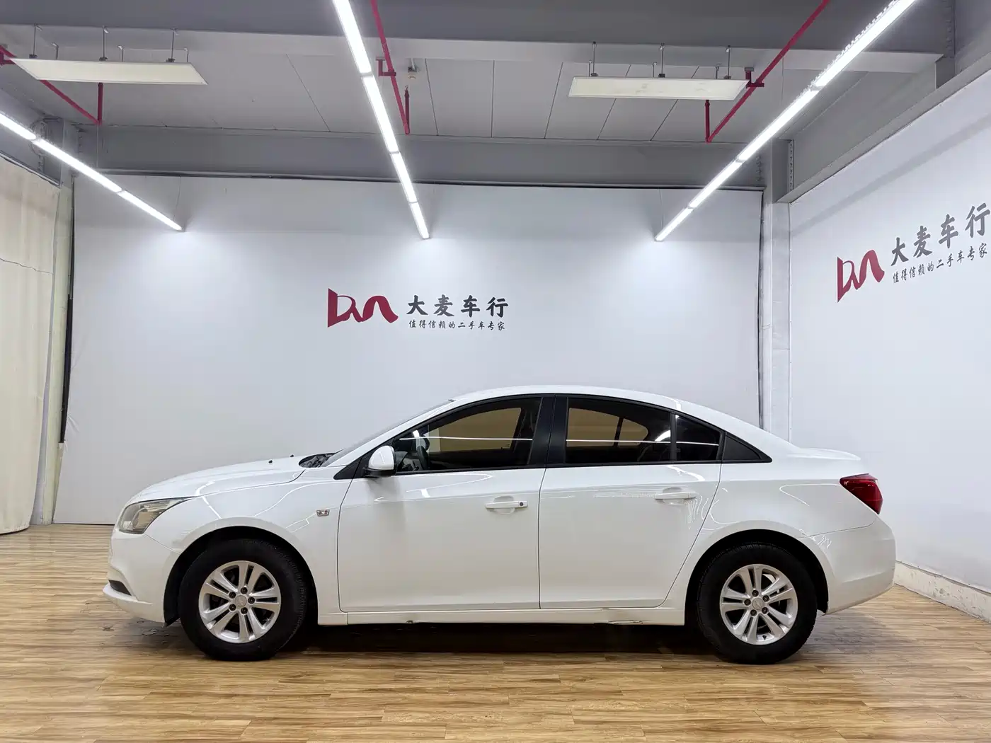 Chevrolet Cruze 2015 1.5L Classic SL MT фото 4