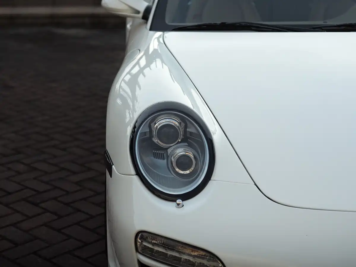Porsche 911 2010 Carrera 3.6L фото 21
