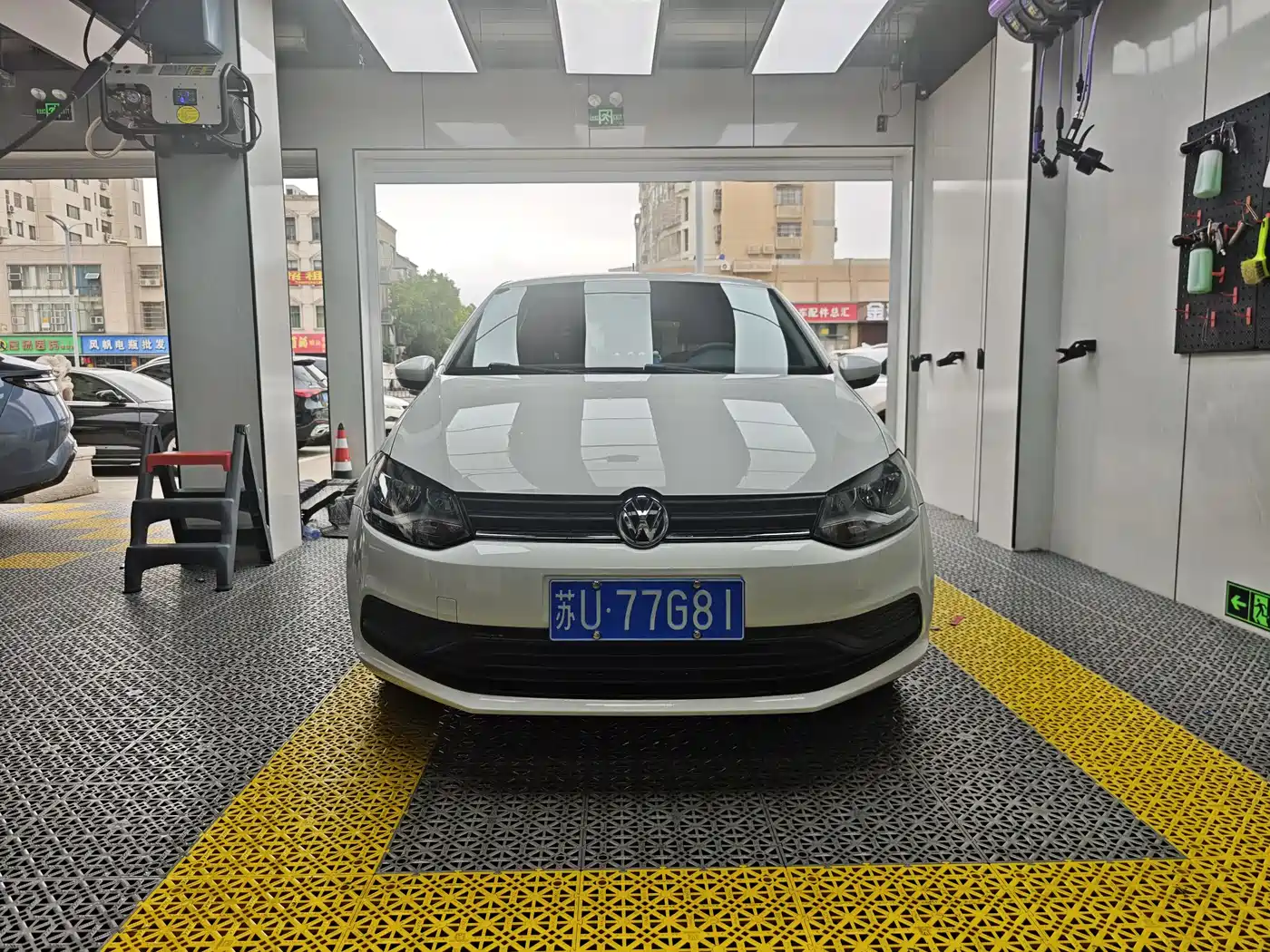 Volkswagen Polo 2018 1.5L Auto Safe Drive фото 3
