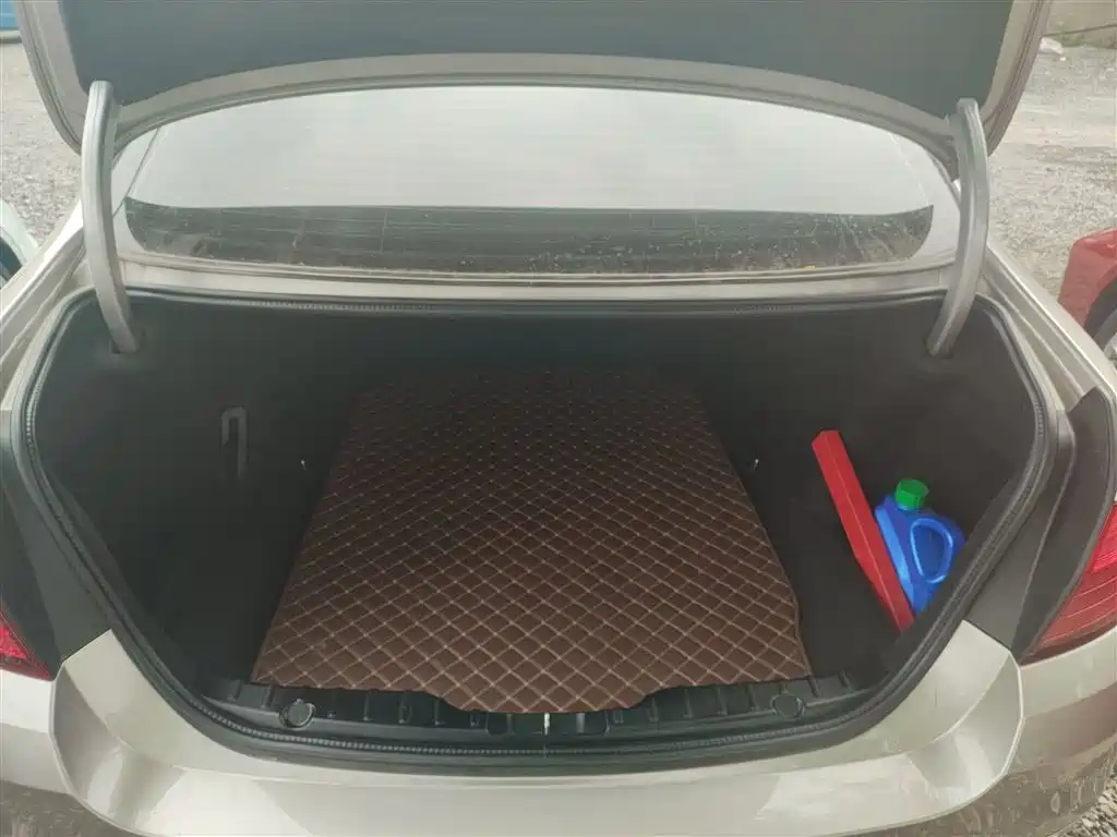 BMW 5 Series 2017 525Li Luxury Design Package фото 19