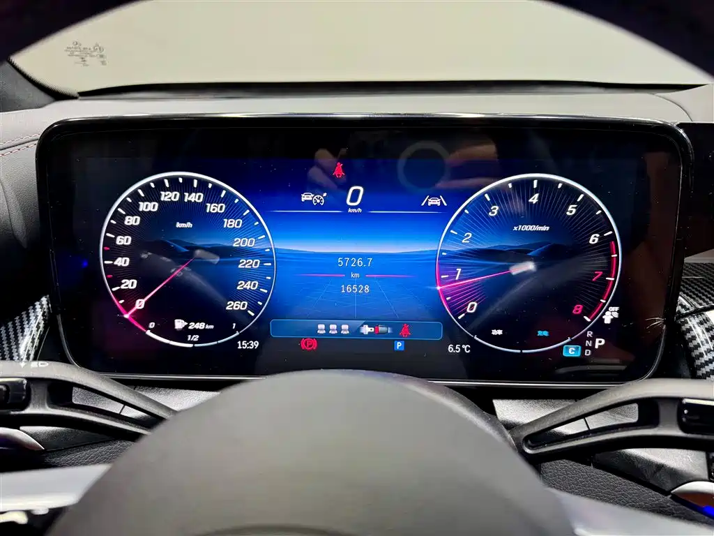 Mercedes-Benz GLC 2025 Model Year GLC 260 L 4MATIC Luxury фото 16