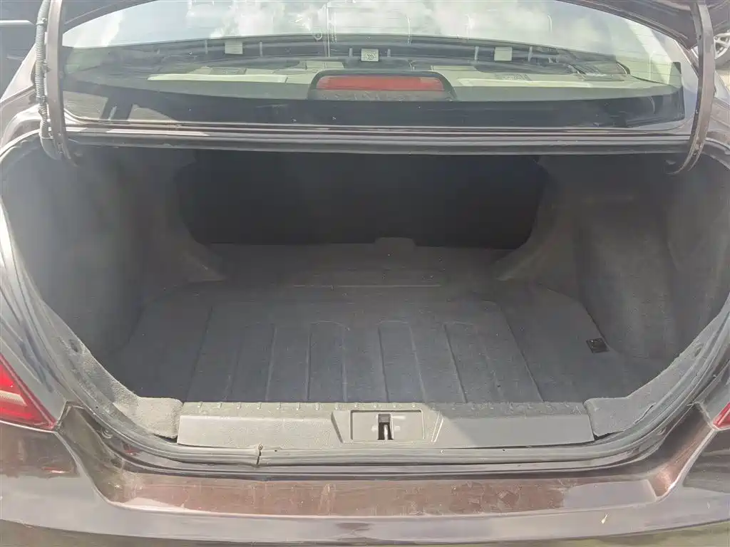 Photo 15 - Geely Emgrand