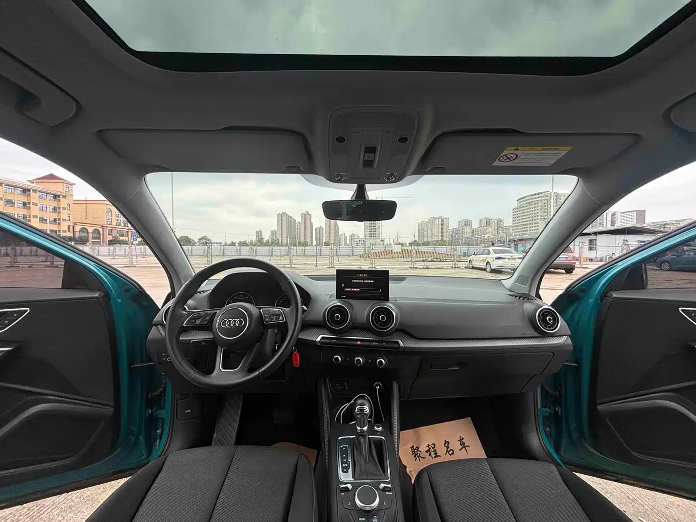 Audi Q2L 2018 35 TFSI Launch Exclusive Edition China VI фото 16