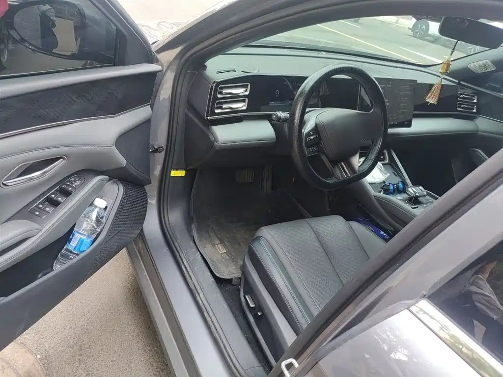 BYD Qin L 2024 DM-i 80KM Superior фото 13
