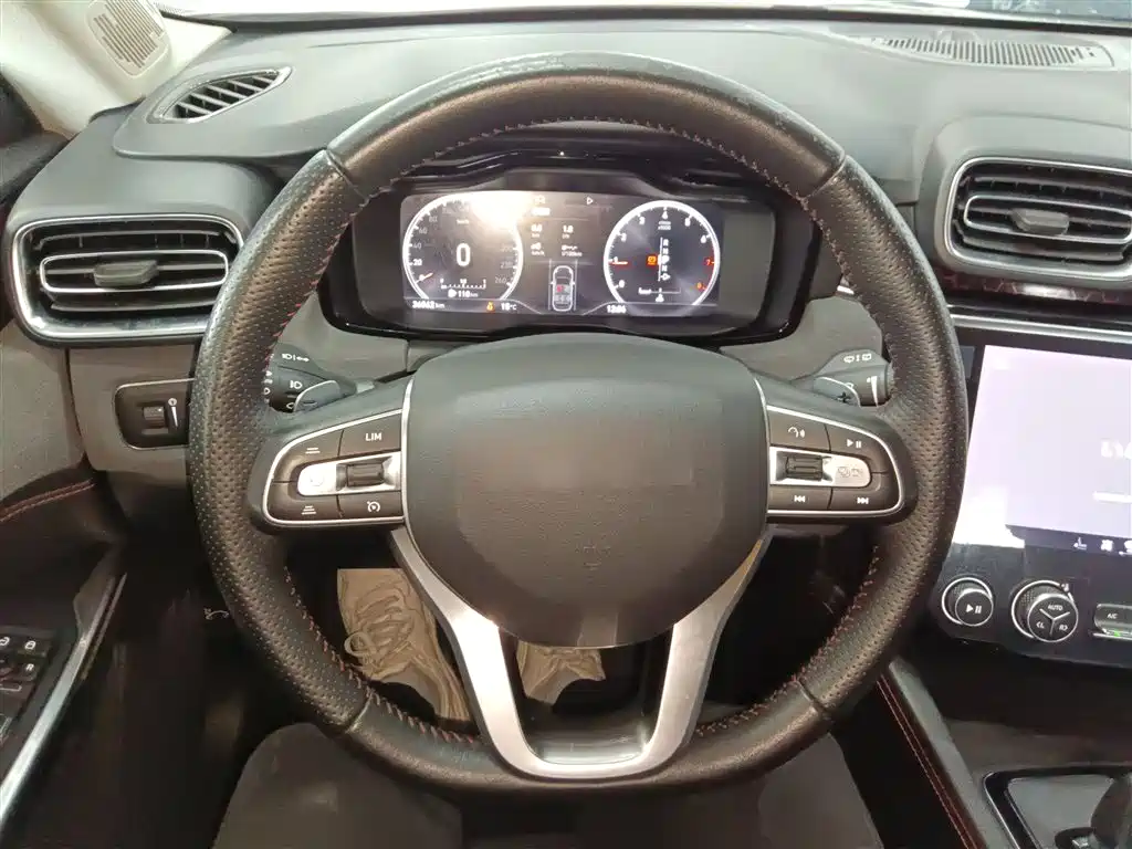 Lynk & Co 02 2019 1.5T DCT FWD Jin Pro Version China VI фото 7