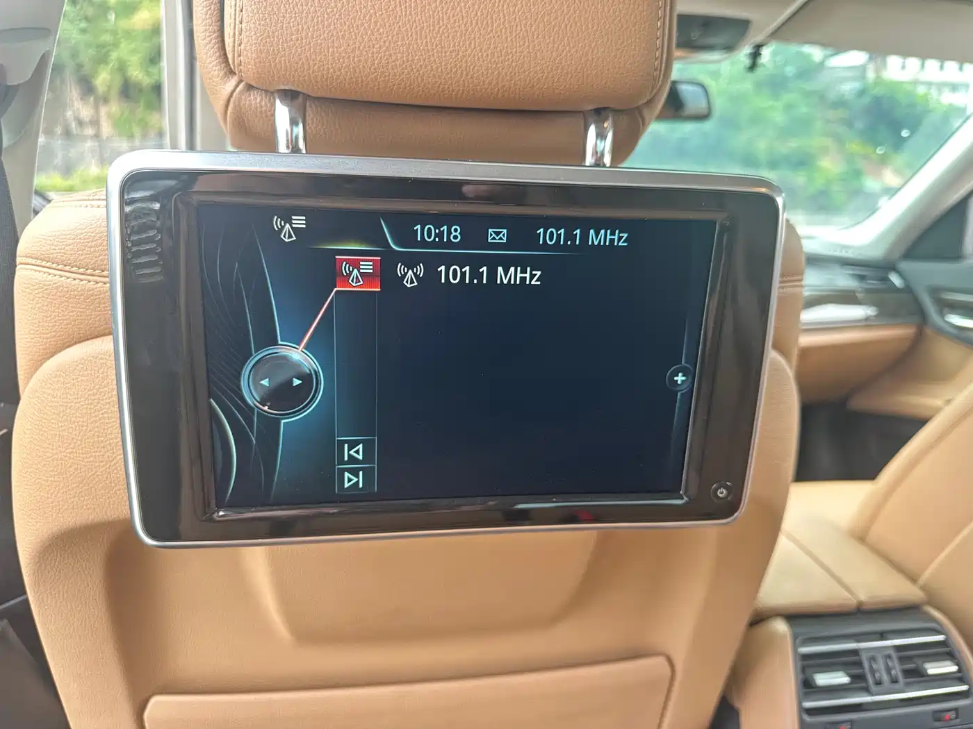 BMW 7 Series 2014 730Li Premium фото 16