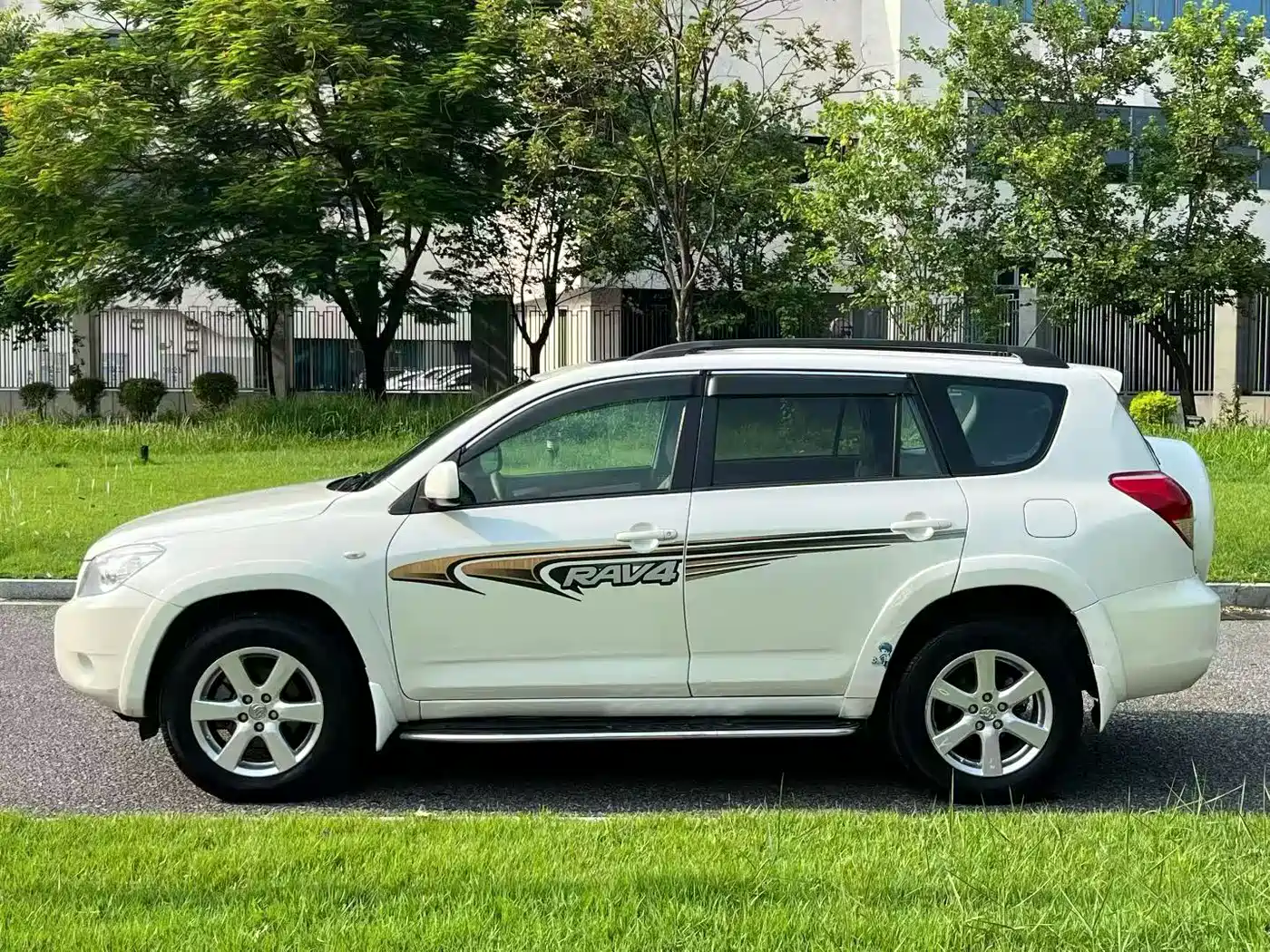 Toyota RAV4 (Import) 2006 2006 2.4 Standard