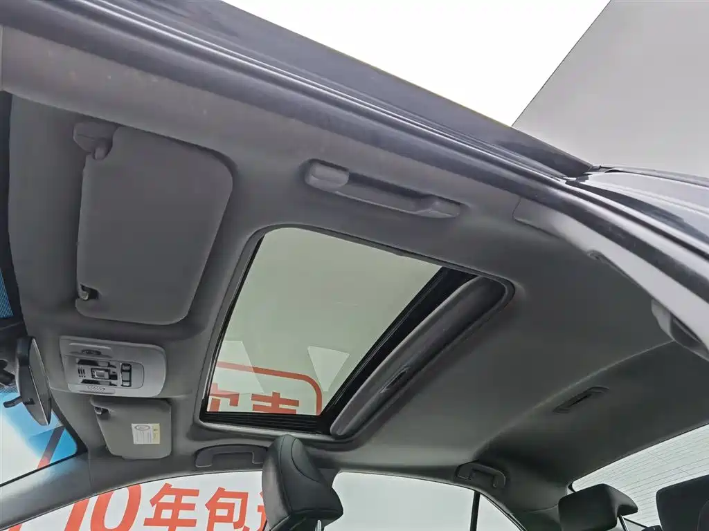 Toyota Camry 2021 2.0G Luxury Edition фото 14