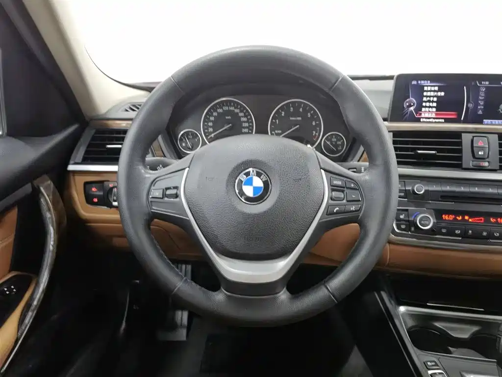 BMW 3 Series 2013 Facelift 320Li Luxury Design Package фото 11