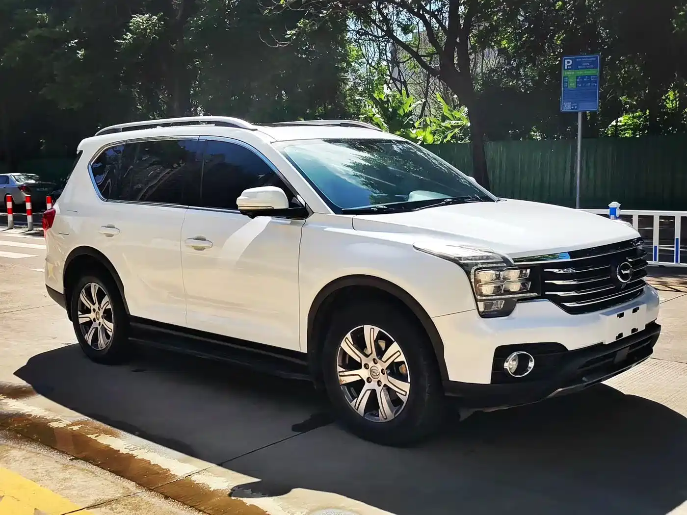 GAC Trumpchi Trumpchi GS7 2017 2017 320T 2WD Luxury Smart Connect