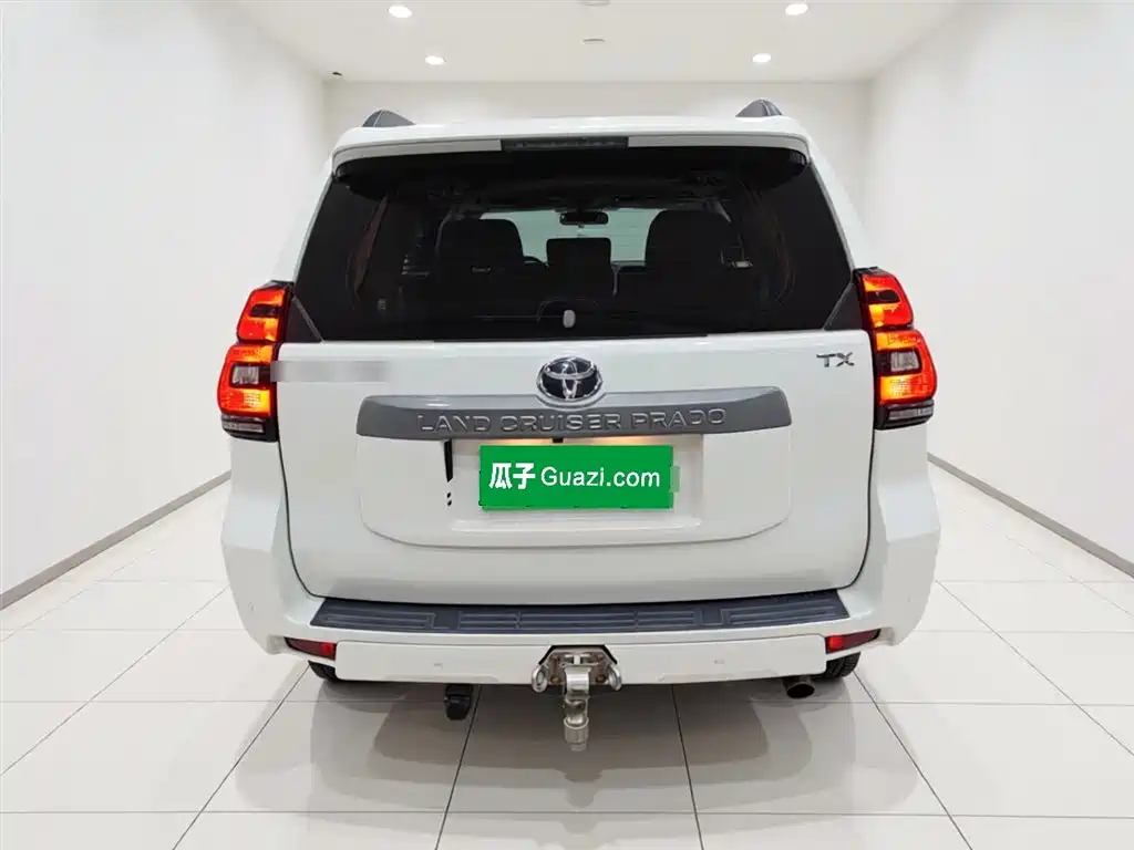 Toyota Prado 2018 3.5L Auto TX-L фото 4