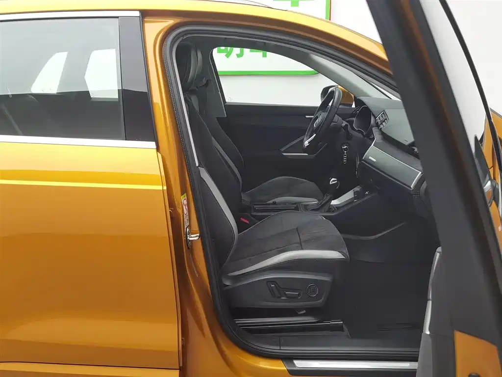 Audi Q3 2020 35 TFSI Progressive Dynamic фото 23