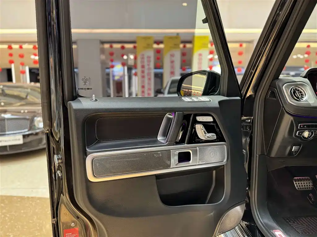 Mercedes-Benz G-Class 2022 G 500 фото 16