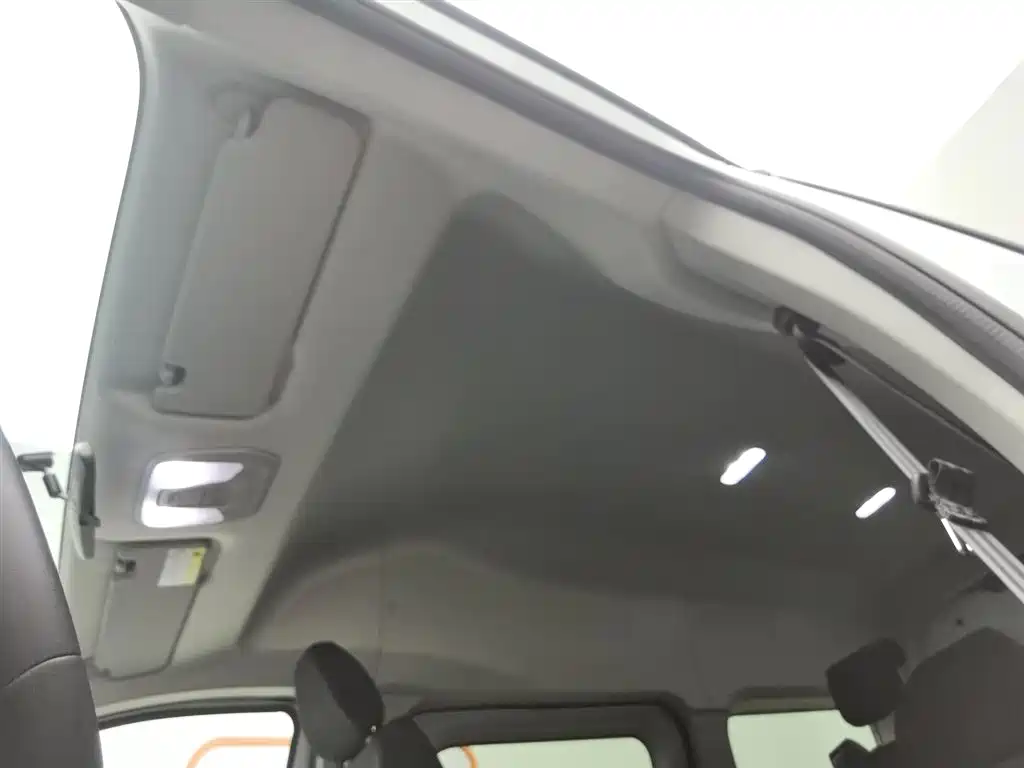 SAIC MAXUS XINTU V70