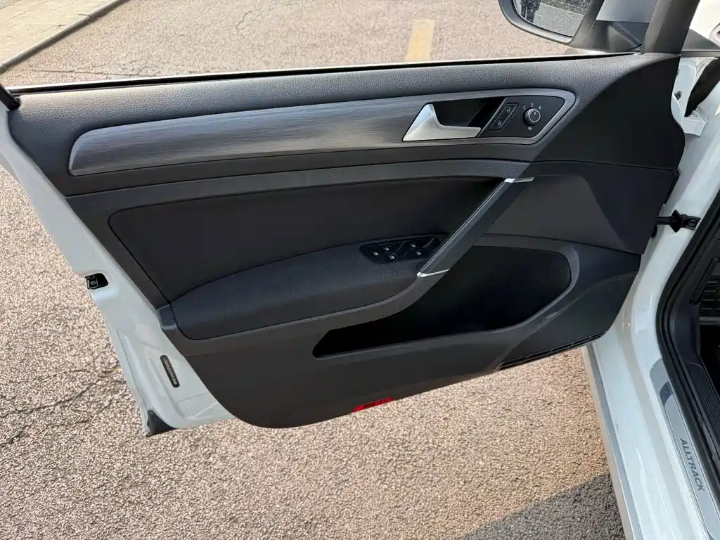 Volkswagen Golf (Import) 2019 2019 1.8TSI Wagon