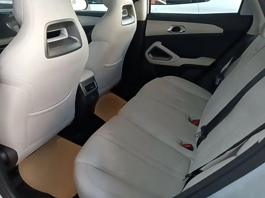 BYD Yuan UP 2026 2025 Smart Drive Edition 401KM Vitality Version