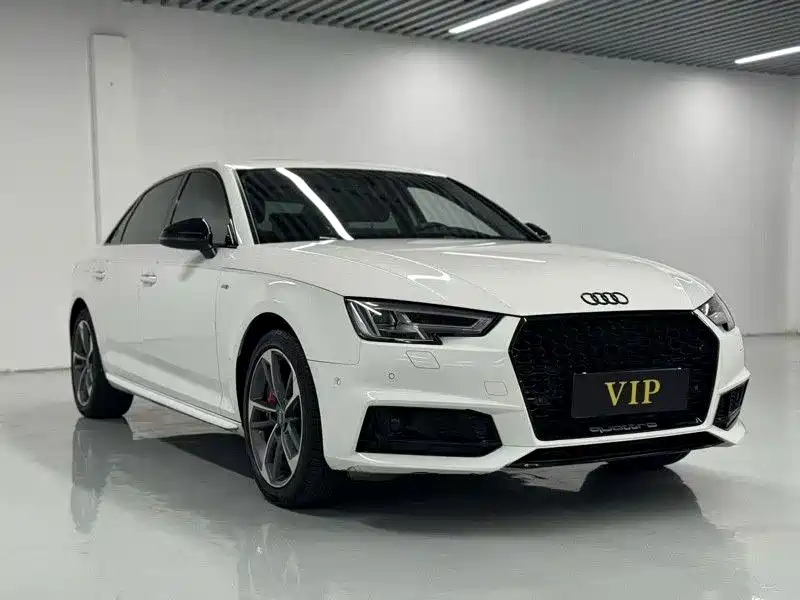 Audi A4L 2018 30th Anniversary 45 TFSI quattro Sport фото 3