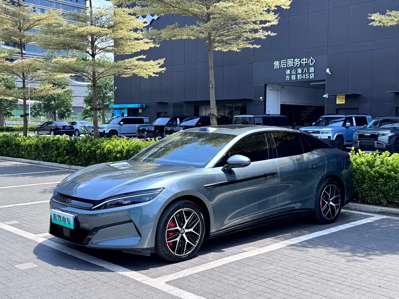 BYD Han L 2025