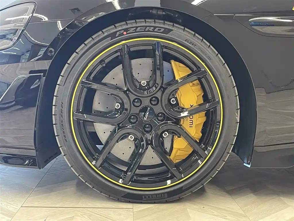 XIAOMI CAR XIAOMI SU7 ULTRA