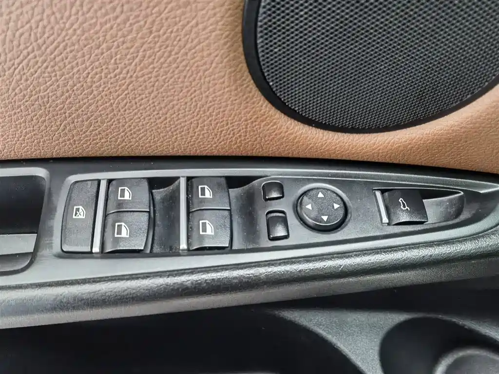 BMW X5 (Import) 2014 xDrive35i Elegance фото 9