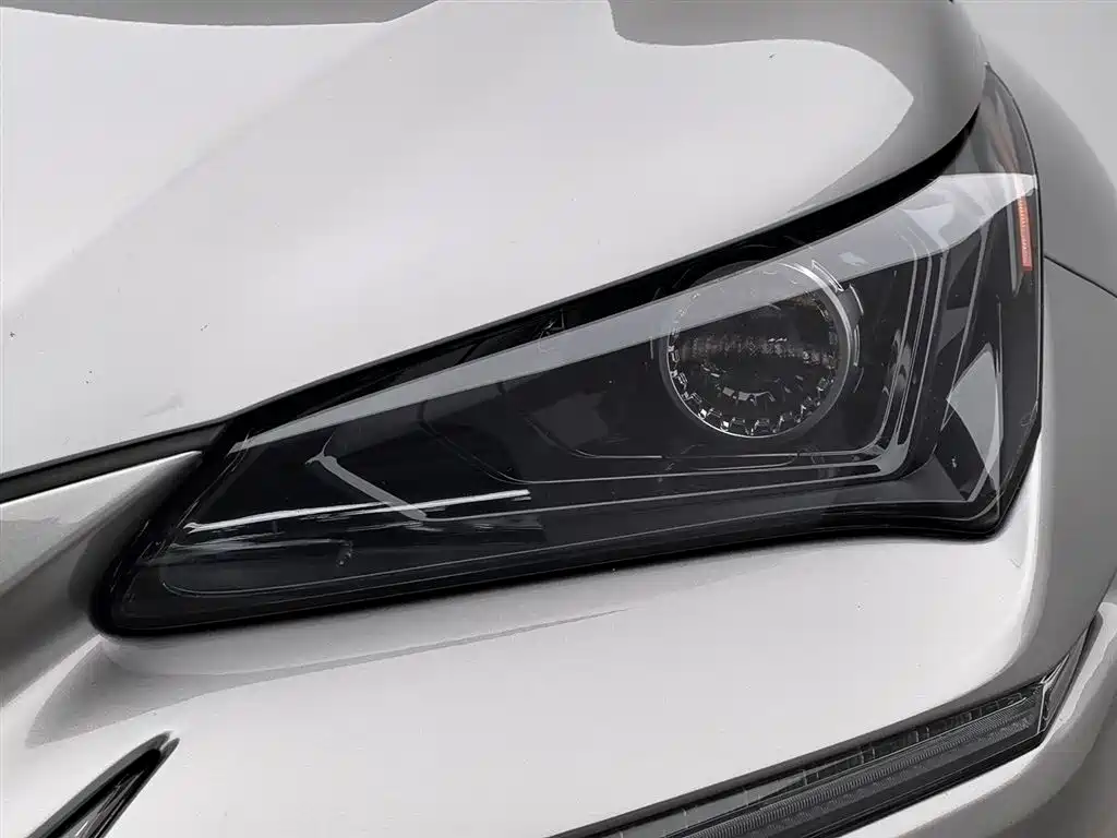 Lexus NX 2018 Model 300 FWD Fengxing Edition фото 7