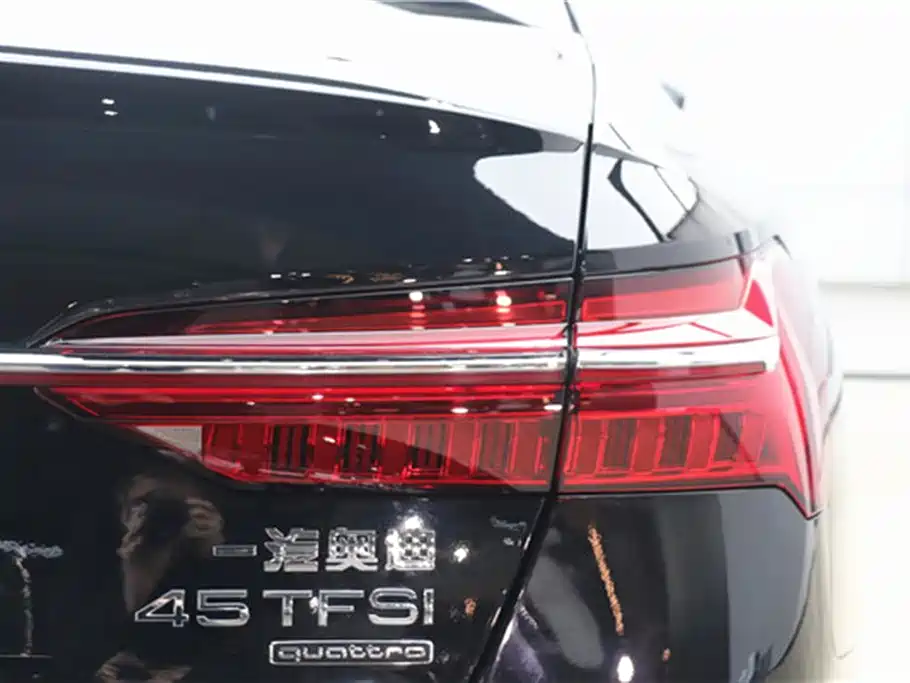 Audi A6L 2025 Model Year Facelift 45 TFSI quattro Premium Sport фото 8