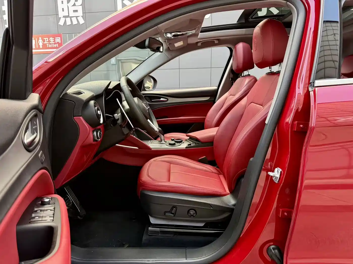 Alfa Romeo Stelvio 2020 2020 2.0T 280HP Luxury Edition