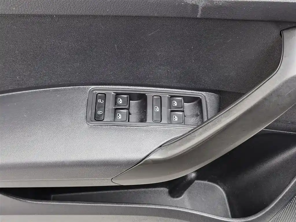 Volkswagen Santana 2021 1.5L Manual Trend Edition фото 9