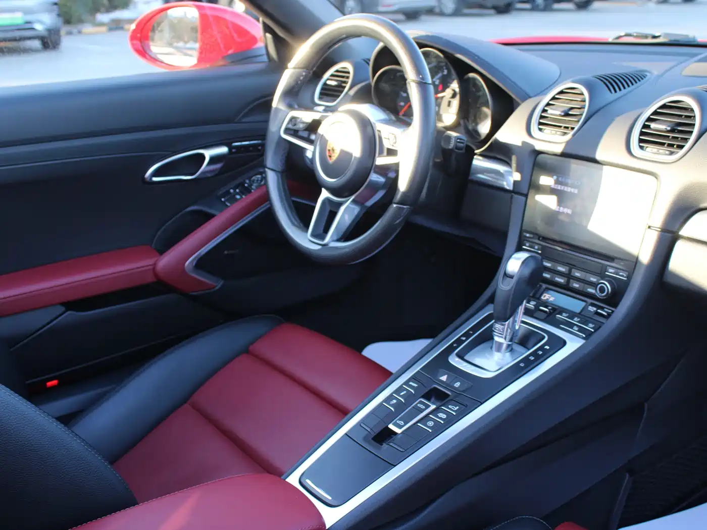 Porsche 718 2022 Boxster 2.0T фото 7