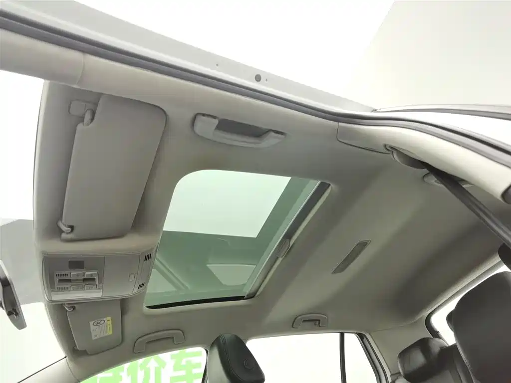 Volkswagen Golf 2018 1.6L Automatic Comfort фото 14