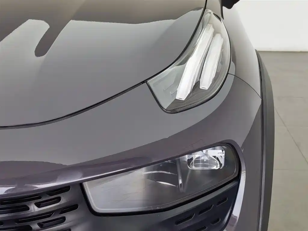 Lynk & Co 02 2021 1.5TD DCT 2WD Shine Champion Edition фото 7