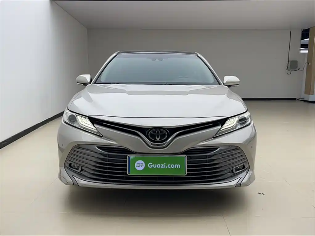 Toyota Camry 2019 2.5G Luxury Edition China VI фото 7