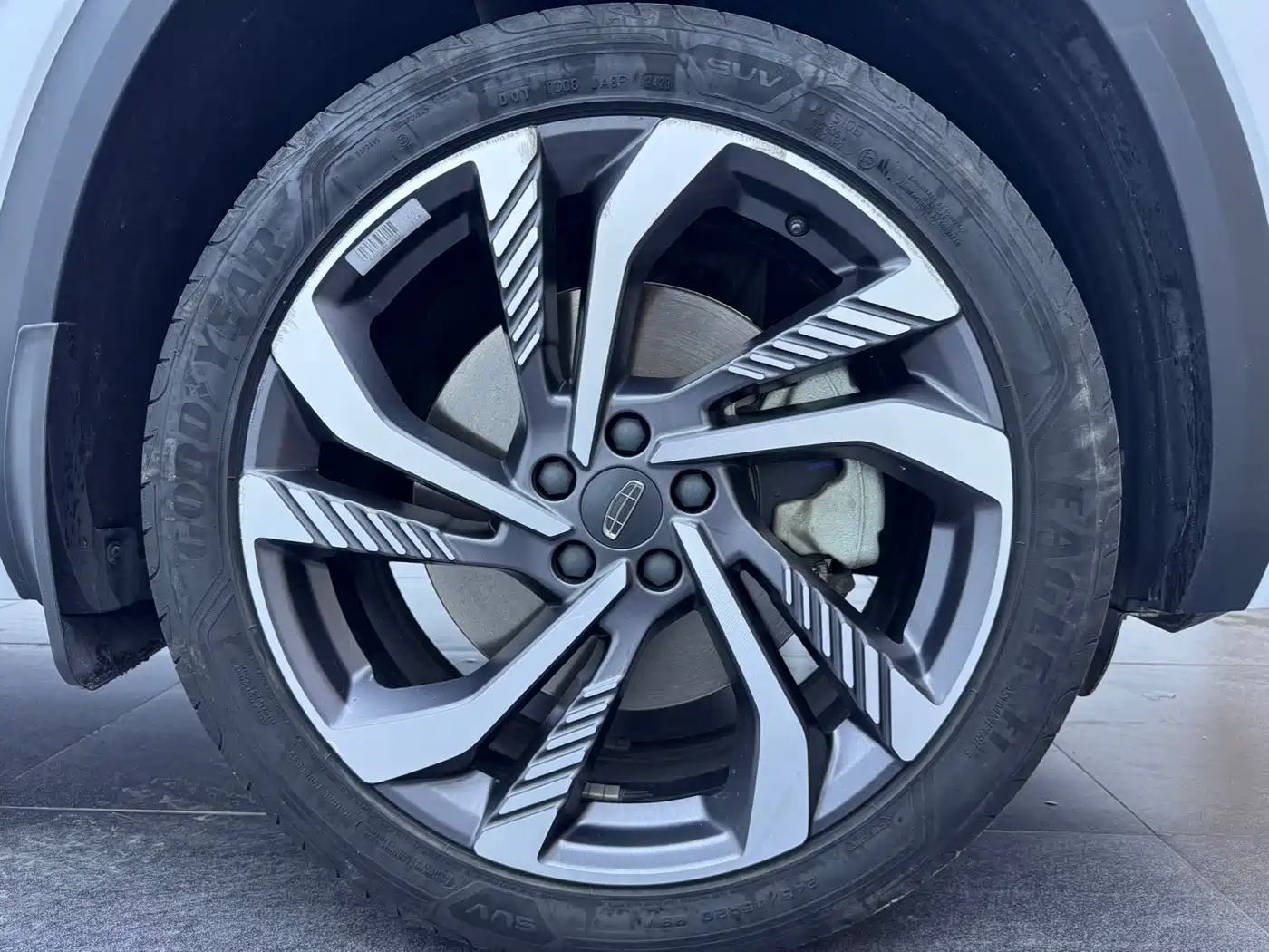 GEELY XINGYUE L