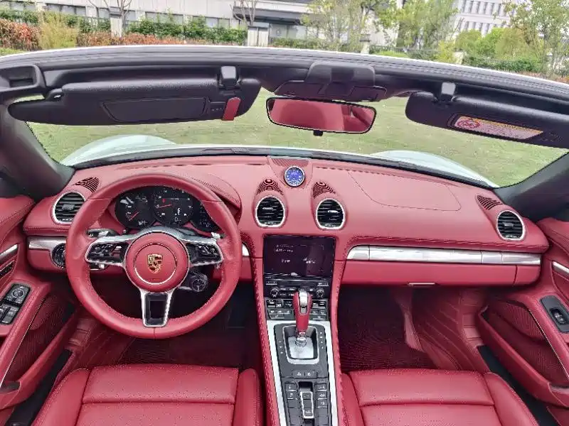 Porsche 718 2022 Boxster 2.0T фото 8