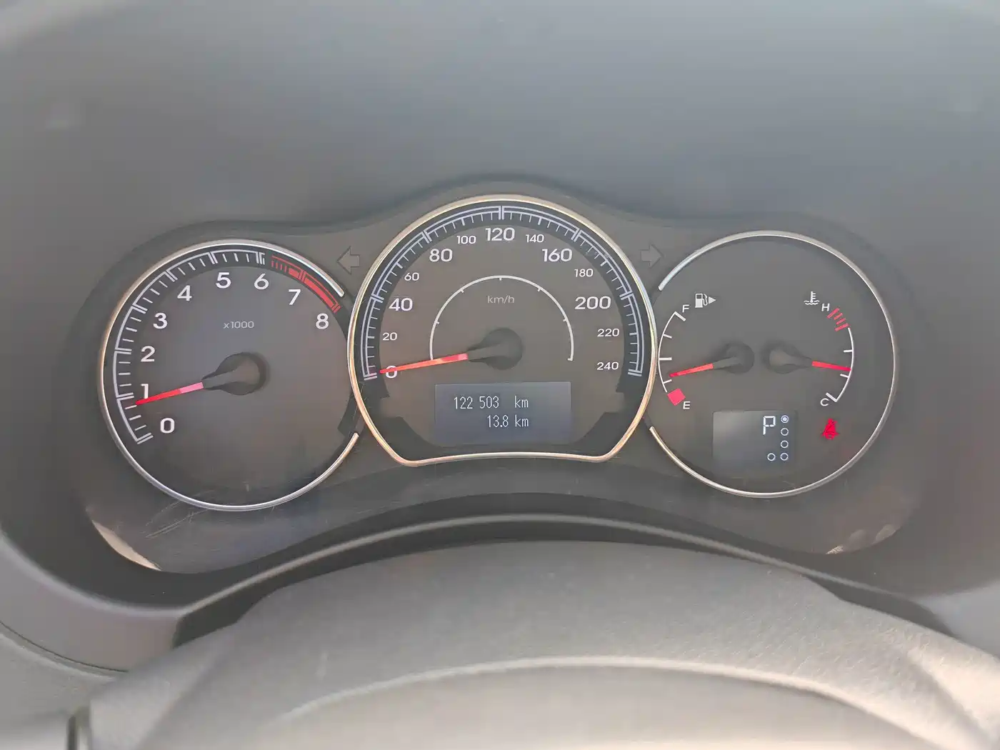 Renault Koleos (Import) 2012 2012 2.5L 2WD Comfort Navigation Edition