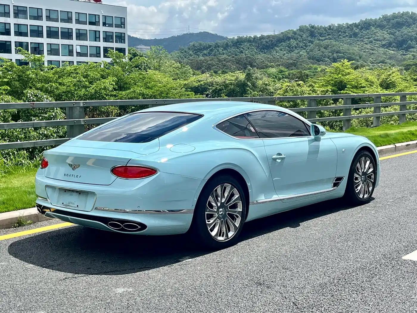 BENTLEY CONTINENTAL