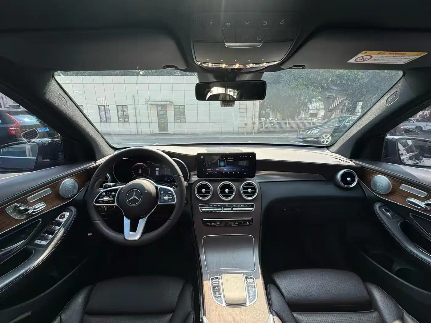 Mercedes-Benz GLC 2021 GLC 300 L 4MATIC Sporty фото 7