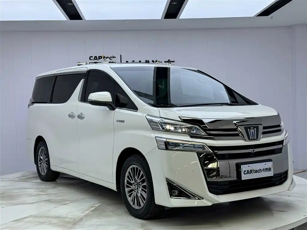 Toyota Vellfire 2021 Crown Hybrid 2.5L HV Premium Edition фото 2