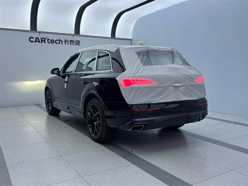 Audi Q7 2025 55 TFSI quattro S line Sport фото 5