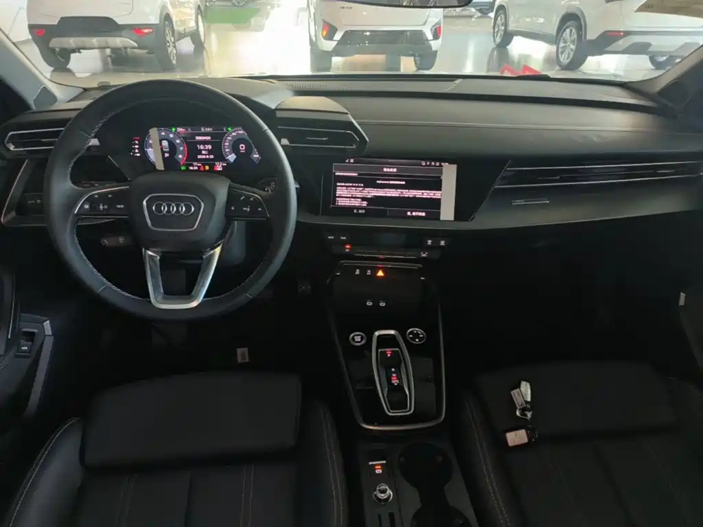 Audi A3 2026 2025 Facelift A3L Limousine 35TFSI Flying Joy Edition