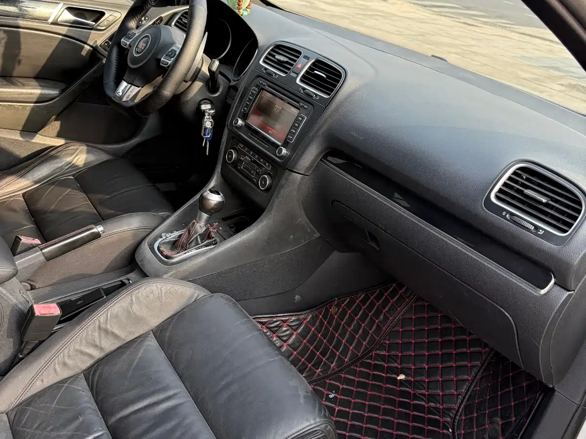Volkswagen Golf GTI 2012 2.0TSI GTI фото 4
