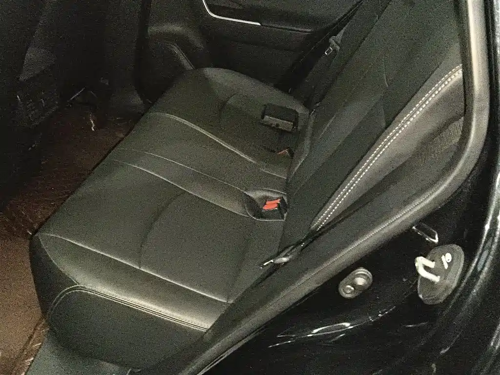 Toyota Wildlander 2023 2.0L CVT FWD Urban фото 13