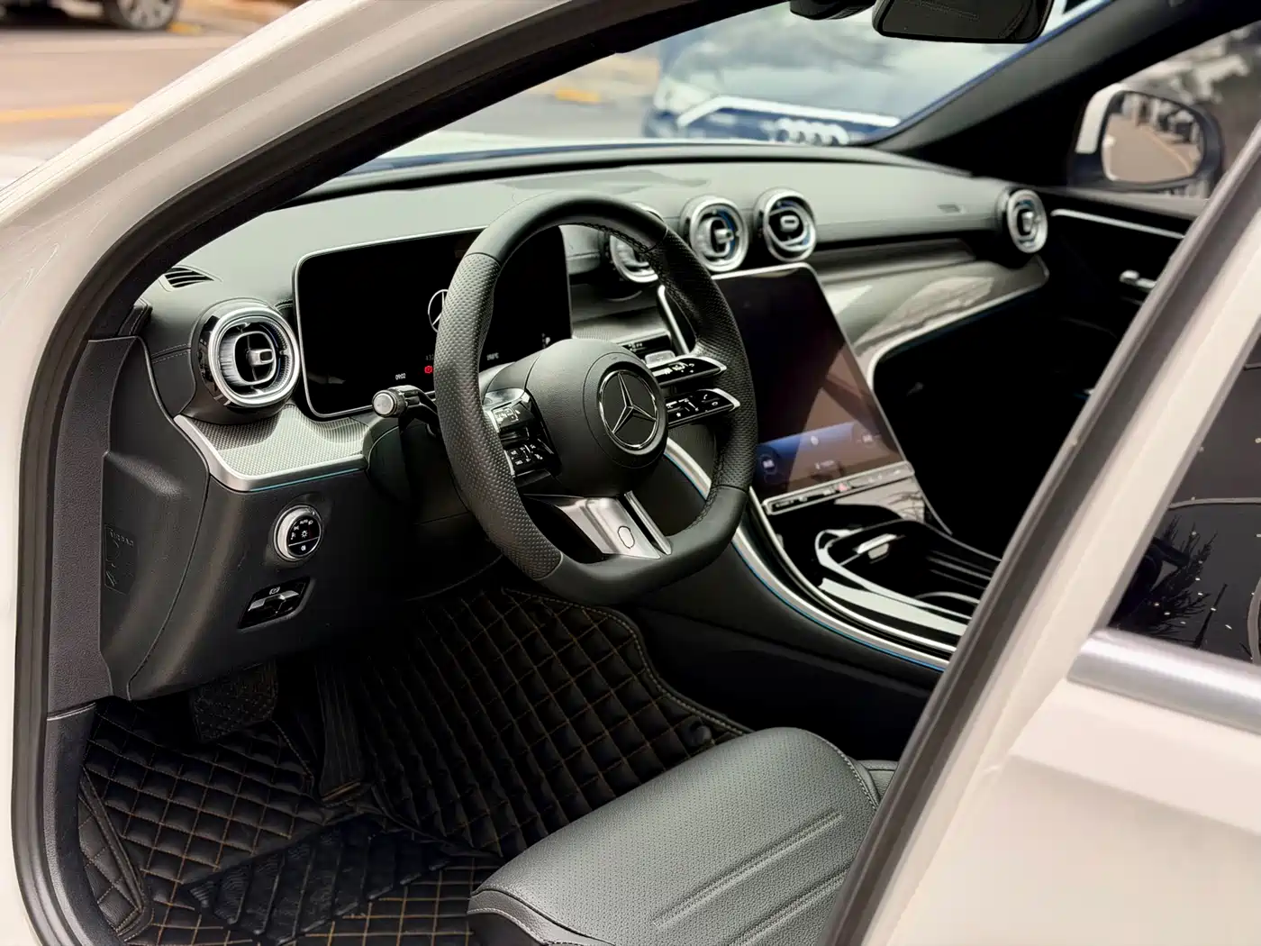 Mercedes-Benz C-Class 2023 C 260 L Sport фото 10