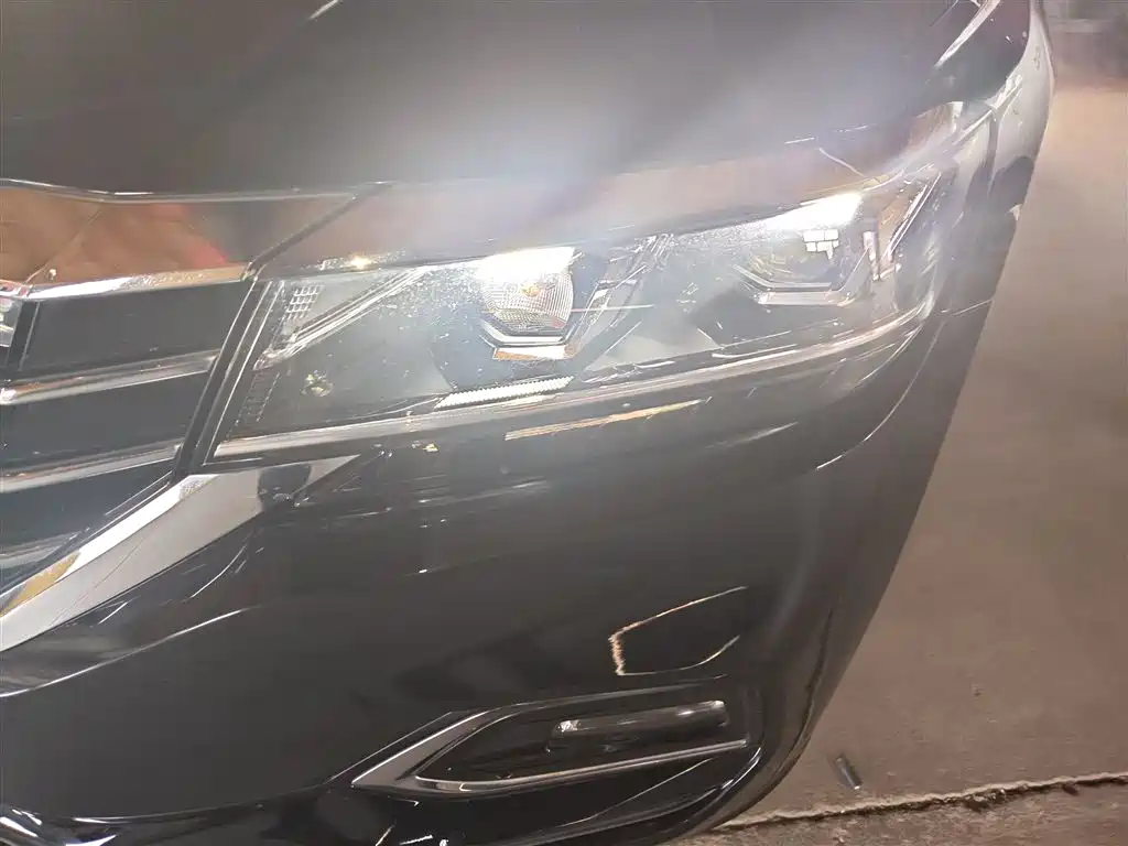 Volkswagen Passat 2019 Model 280TSI Business Edition China VI фото 24