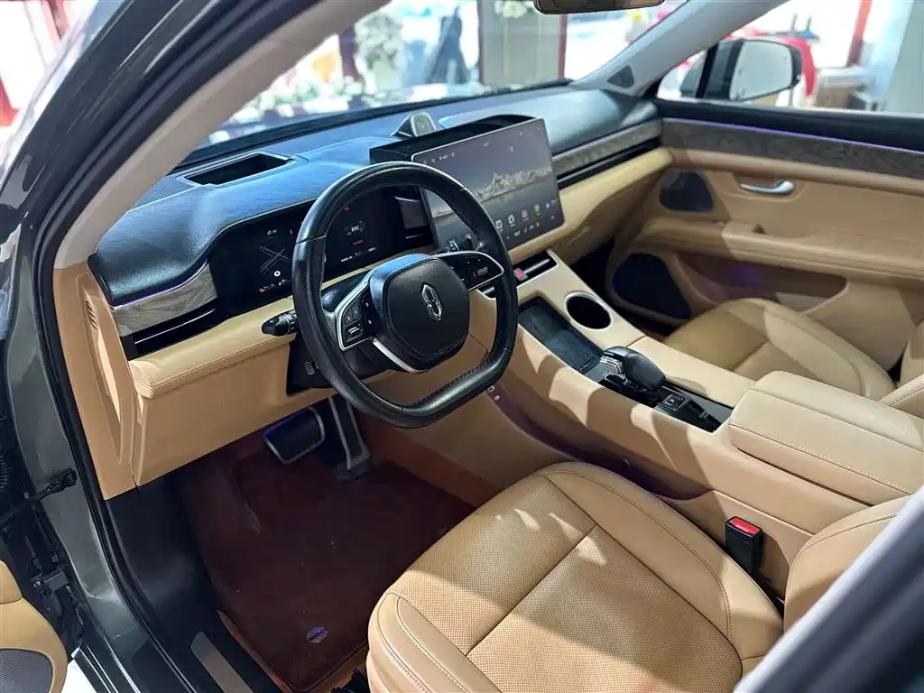 AITO Wenjie AITO M5 2022 Extended Range AWD Flagship фото 28
