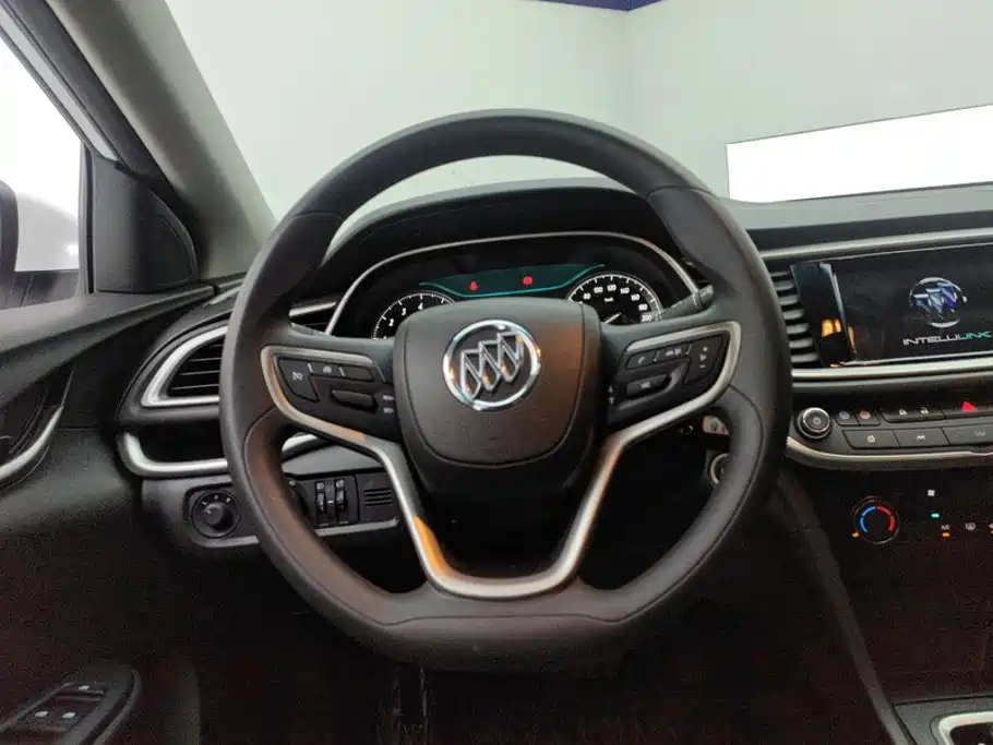 Фото 15 - Buick Excelle