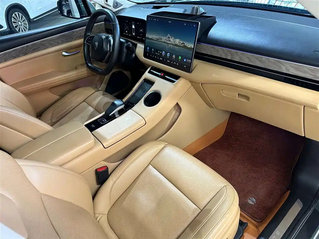 AITO Wenjie AITO M5 2022 Extended Range AWD Flagship фото 21
