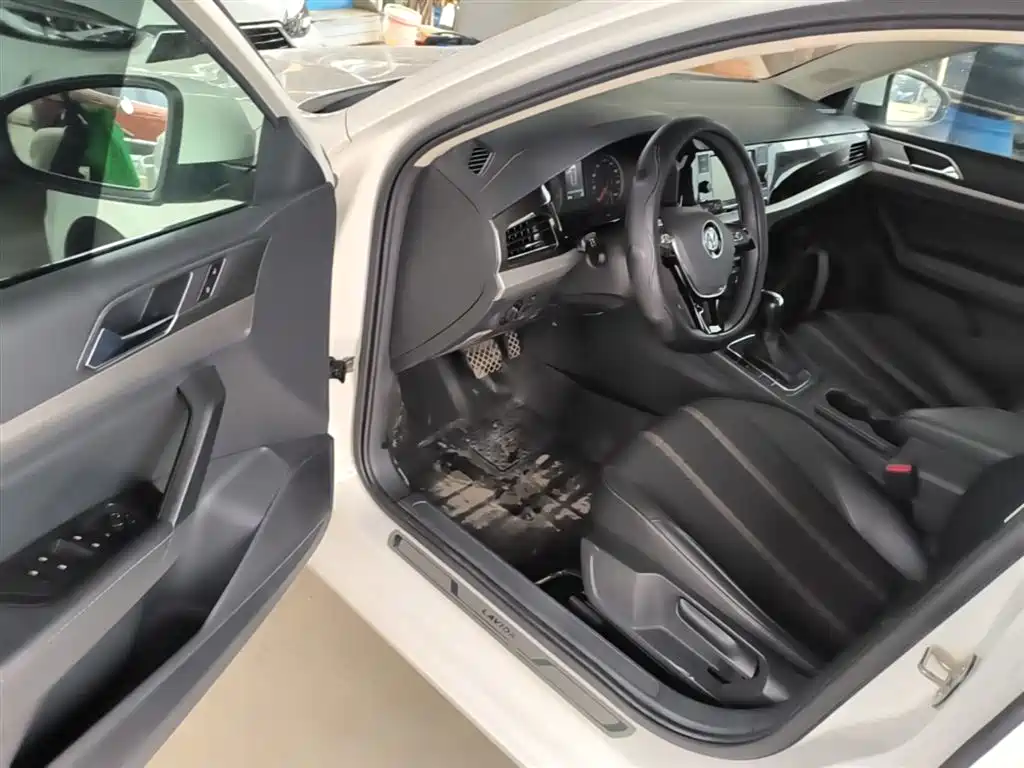 Volkswagen Lavida 2019 1.5L Auto Vision Edition China VI фото 16
