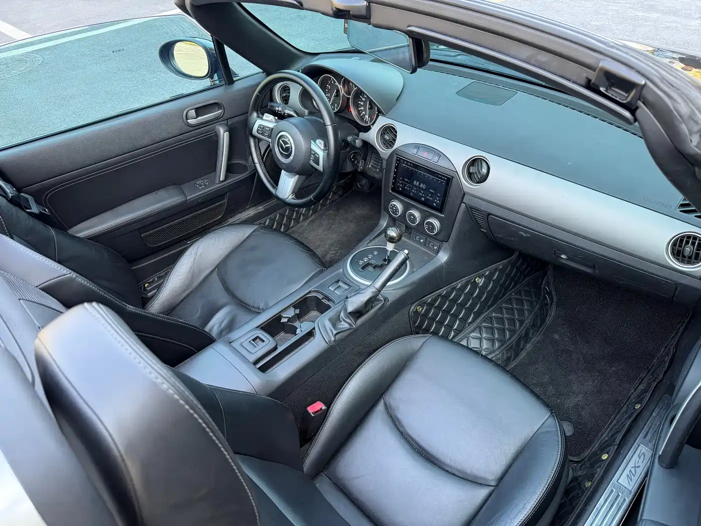 Mazda MX-5 2010 2009 2.0